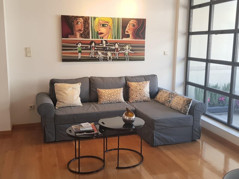 Chung cư 75 m² 3 phòng ngủ, 2 phòng tắm riêng ở Acropolis - Koukaki Athens Ngoại thất bức ảnh